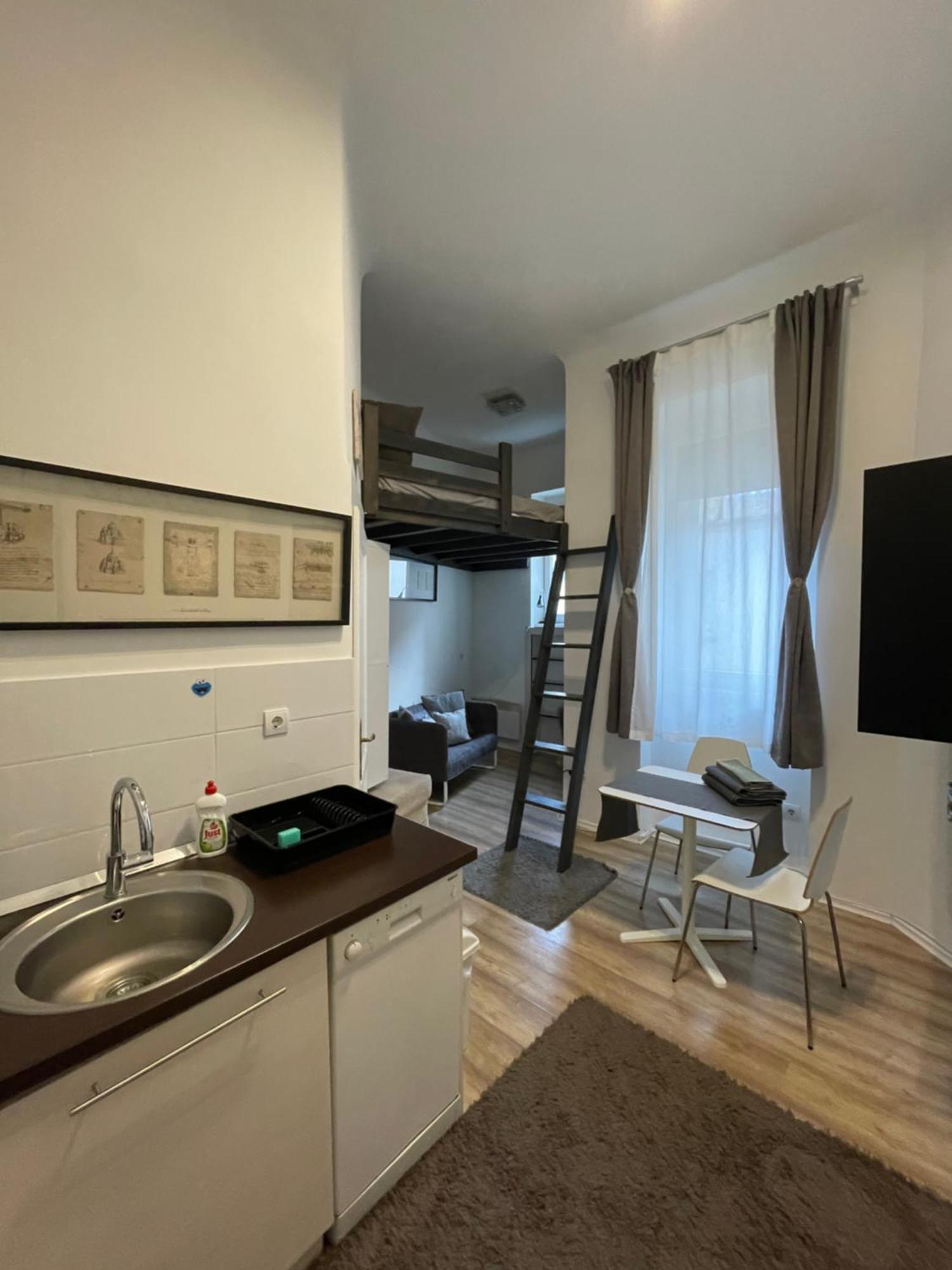 Roland Apartment Downtown - Pope Subway Budapeste Exterior foto